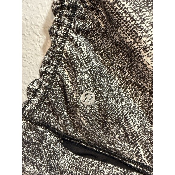 Lululemon Cypress Kiss 1/2 Zip Jacket Womens 4 Rush Jacquard Black White FLAWS - Picture 7 of 8